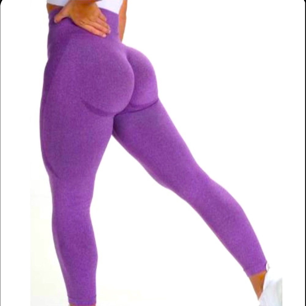 Purple leggings